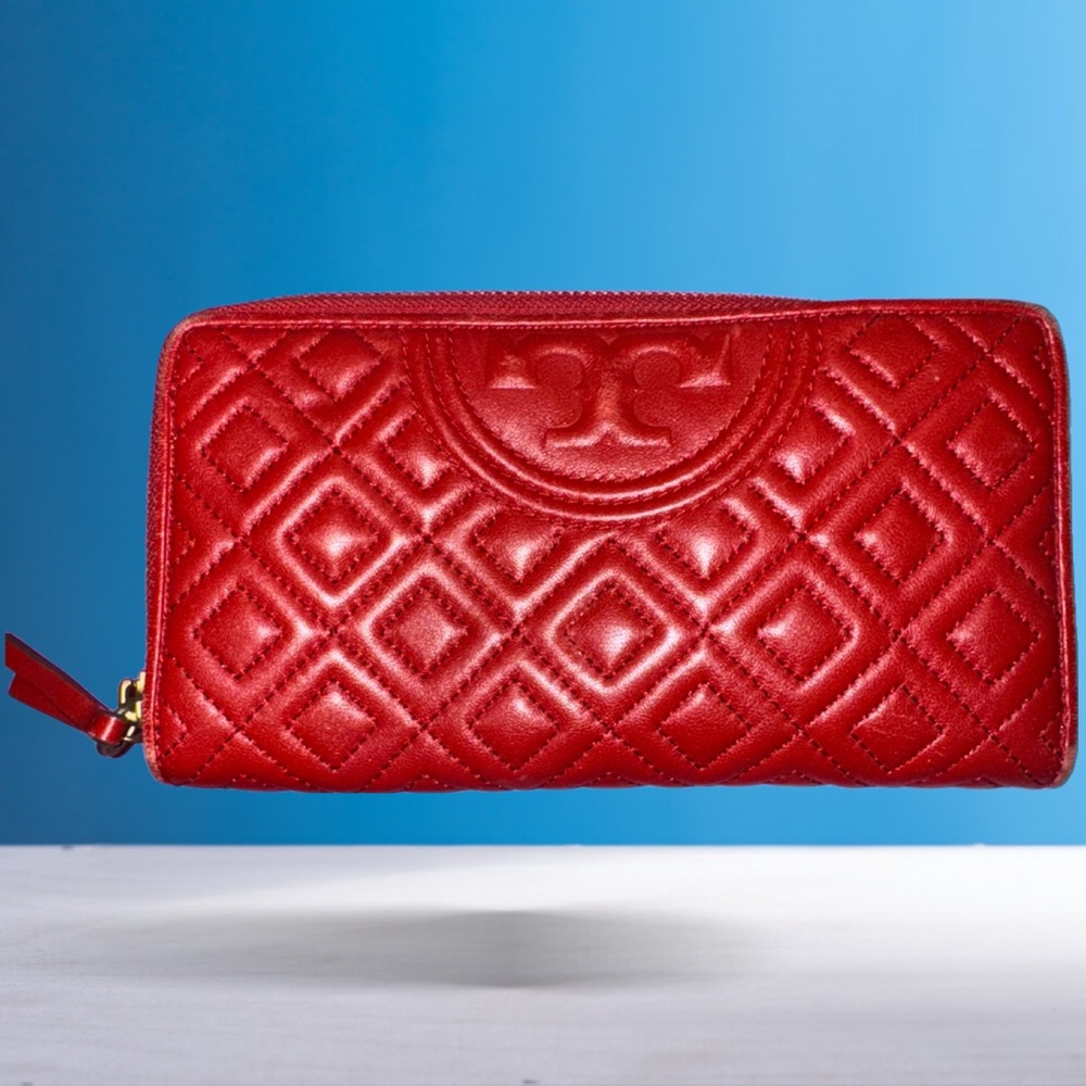 Tory Burch Fleming Soft Zip Continental
Wallet in Red